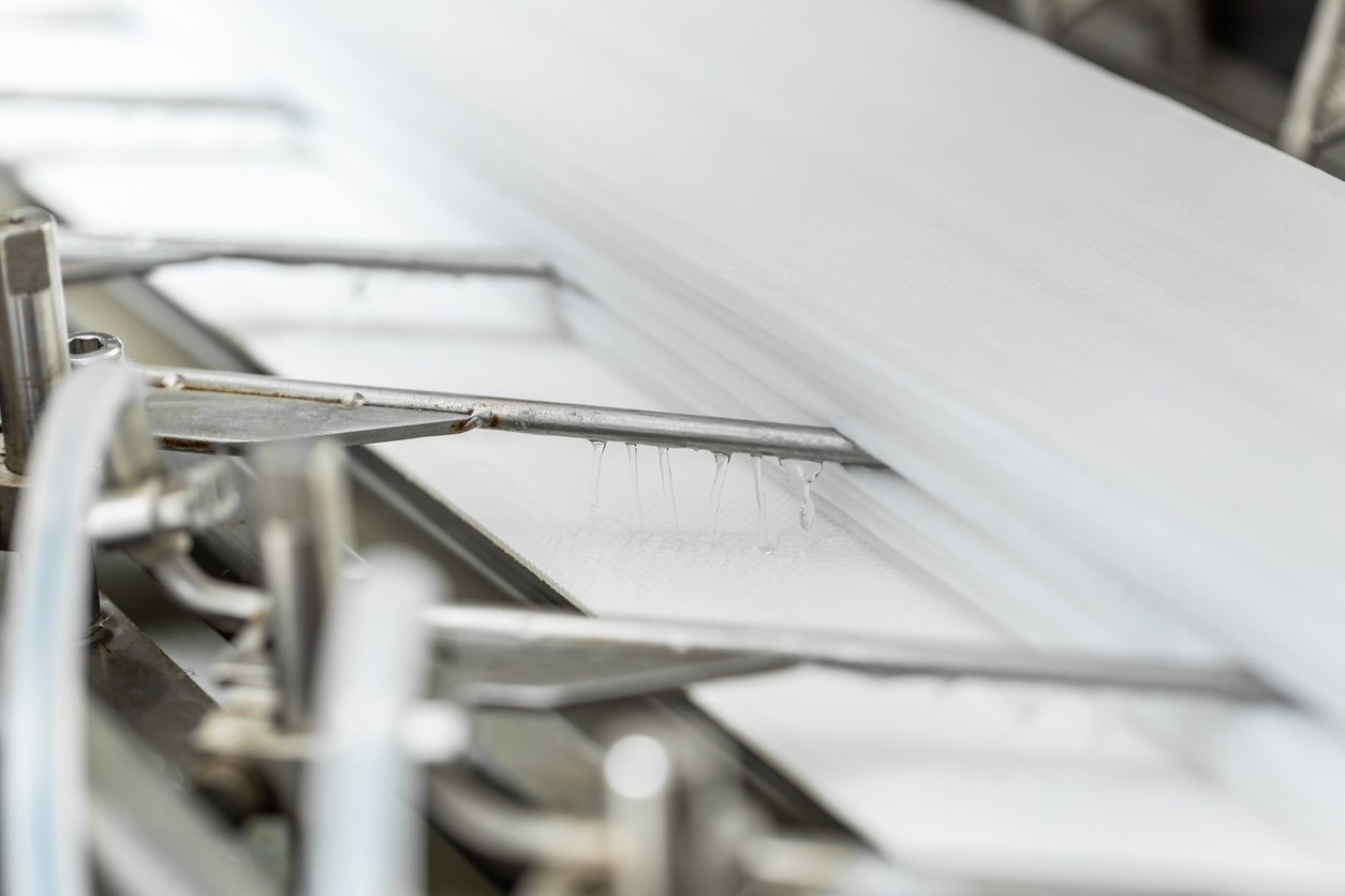 industrial knives for nonwoven applications